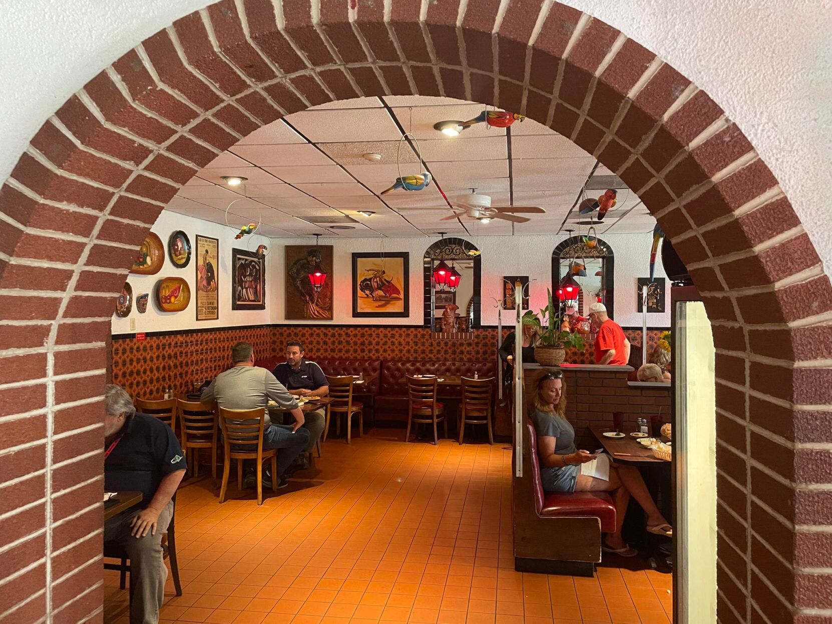 Region landmark El Taco Real in its 50th year